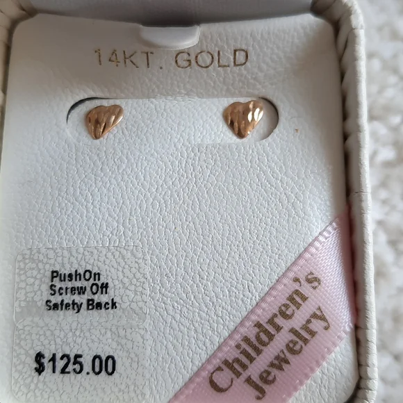 Children's 14kt gold heart earrings